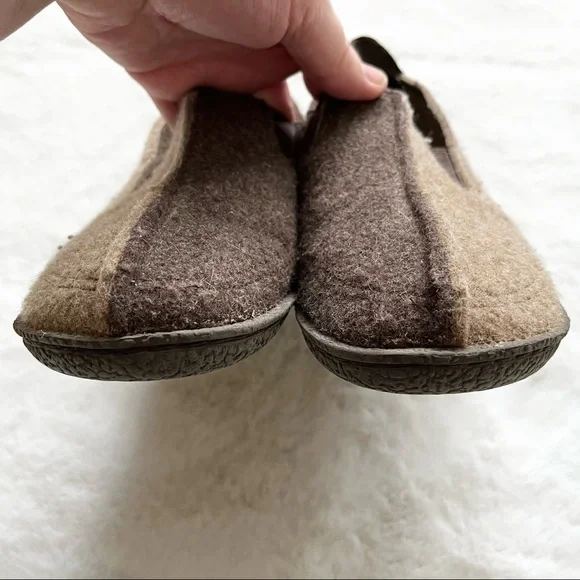 WOOLRICH TWO TONED COLOR BLOCK WOOL SLIPPERS STYLISH SOPHISTICATED - Picture 3 of 8